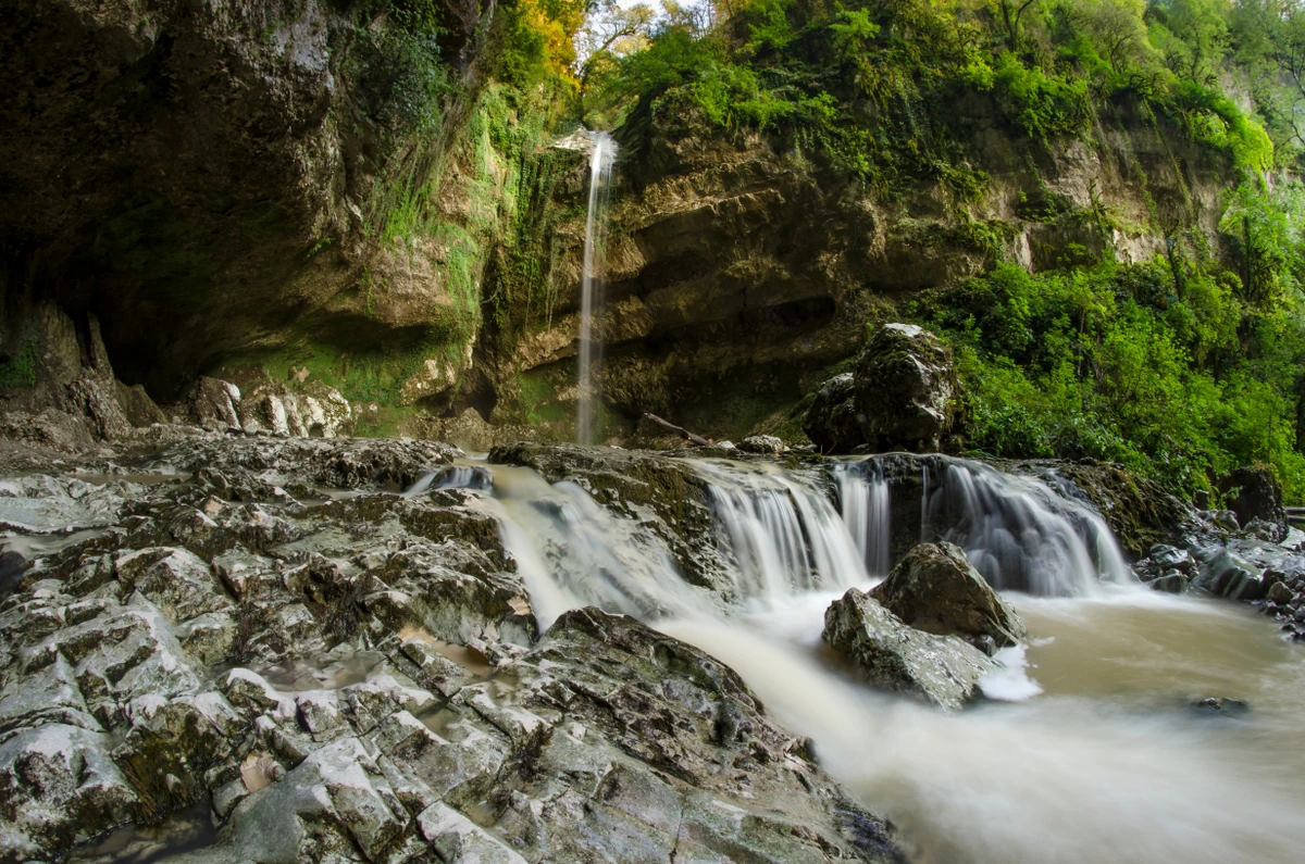 6 чудес Сочи за 1 день: водопады, пещеры, древние храмы — фото 4