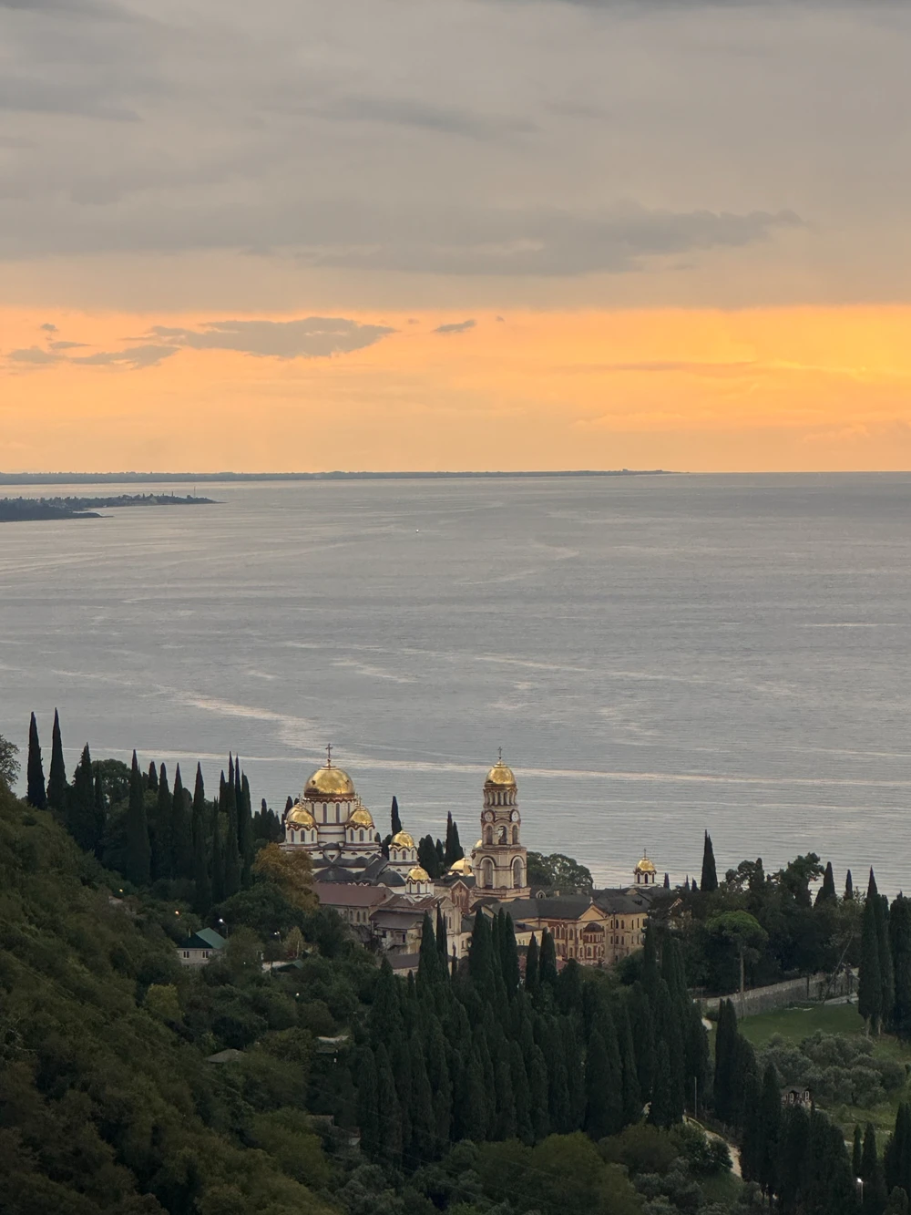 Абхазия — там, где горы встречаются с морем — фото 2