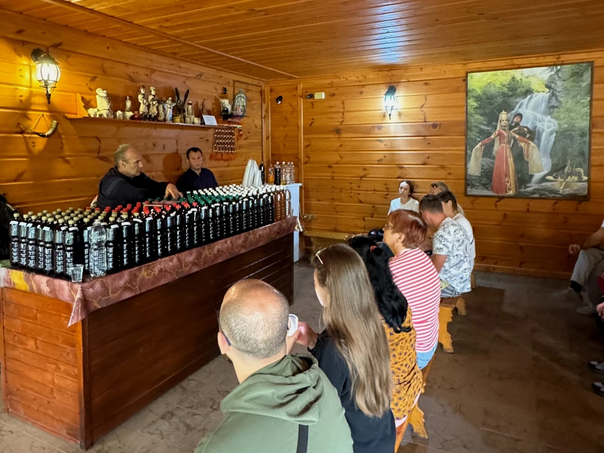 2 в 1 из Сочи: долина реки Шахе + кавказское застолье — фото 9