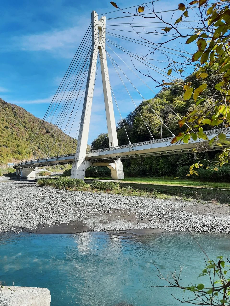 Необыкновенные окрестности Красной Поляны: дольмены, каньоны, водопады — фото 4