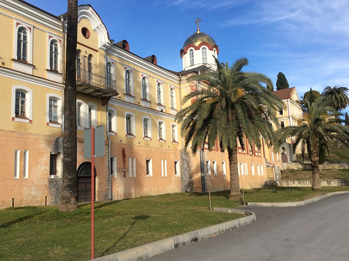 Экскурсия из Сочи в Абхазию: Гагра, Рица, Новый Афон — фото 9