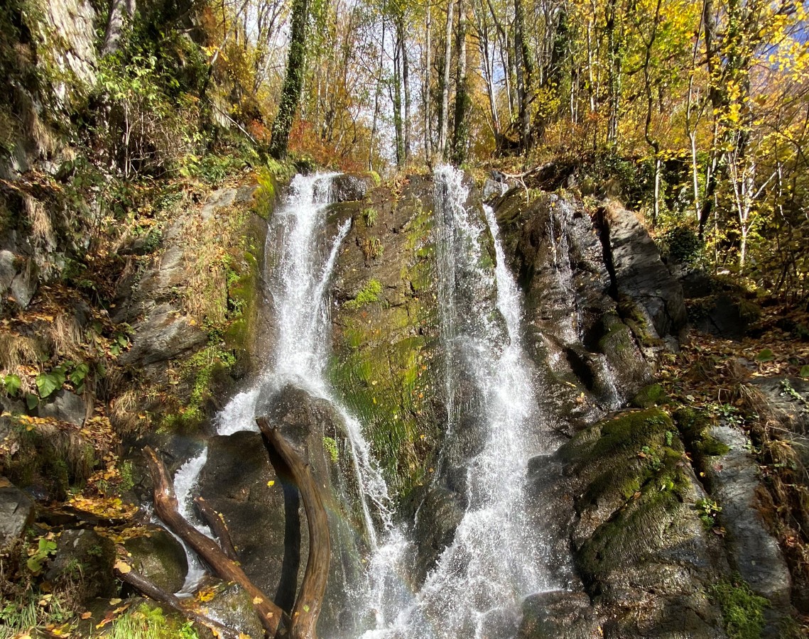Лёгкий треккинг к водопаду Красной Поляны
